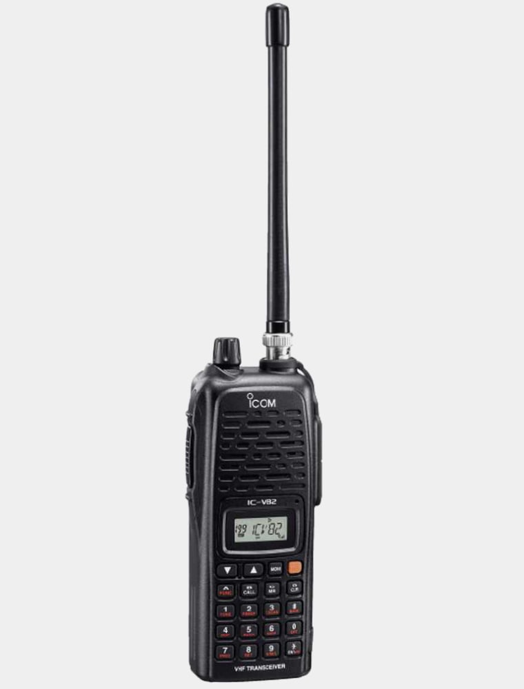 ICOM IC-V82