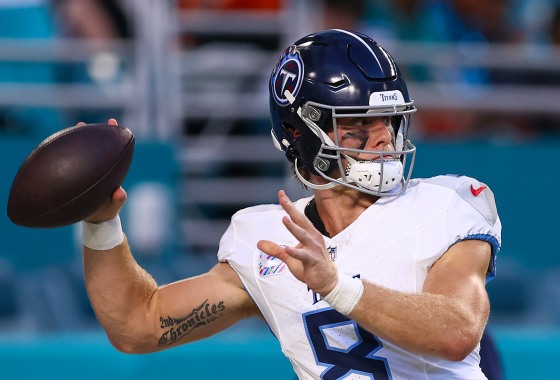 Tennessee Titans v Miami Dolphins