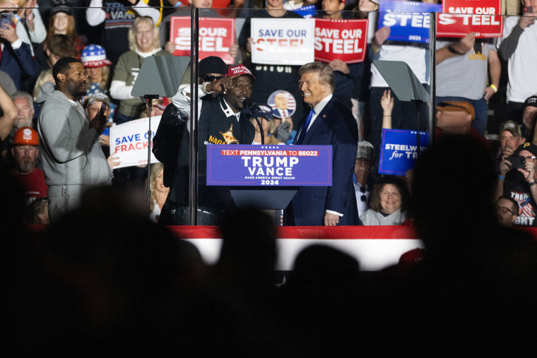 Antonio Brown onstage with Donald Trump during a campaign rally.