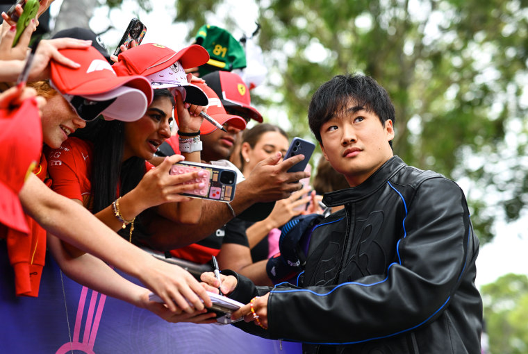 250313-yuki-tsunoda-ew-402p-1ab03b Image: F1 Grand Prix Of Australia - Previews