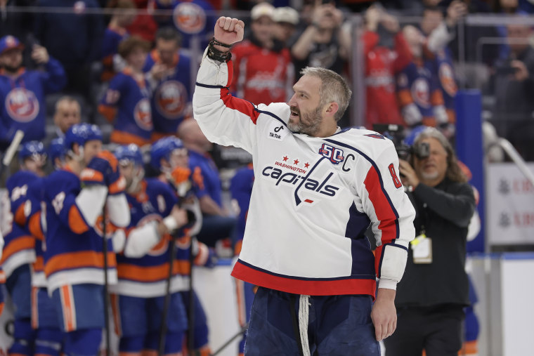 250406-alex-overchkin-wm-1117a-325c7a-1 Alex Ovechkin celebrates after scoring his 895th career goal